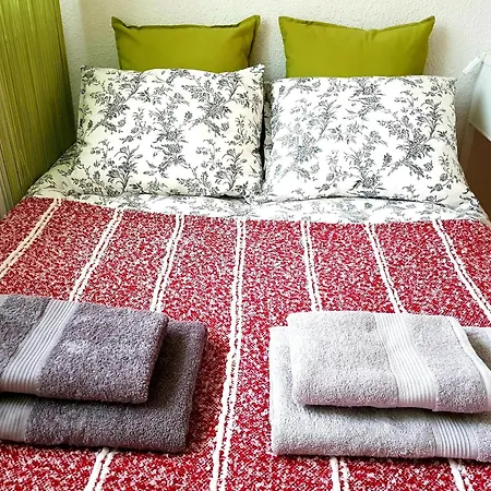 Wygodny Dwupokojowy Pomiedzy Lotniskiem A Centrum *