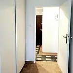 Appartamento Wygodny Dwupokojowy Pomiedzy Lotniskiem A Centrum *